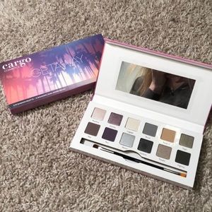 BNIB - Cargo “Getaway” Eyeshadow Palette